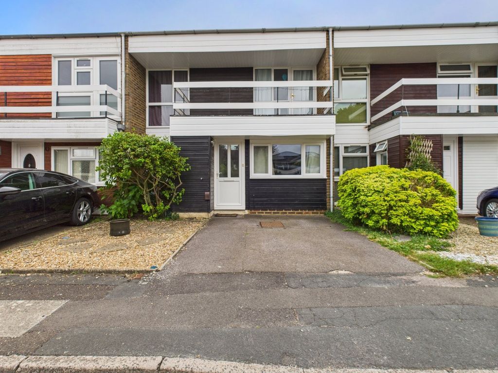 Property photo 1 of 17 Front