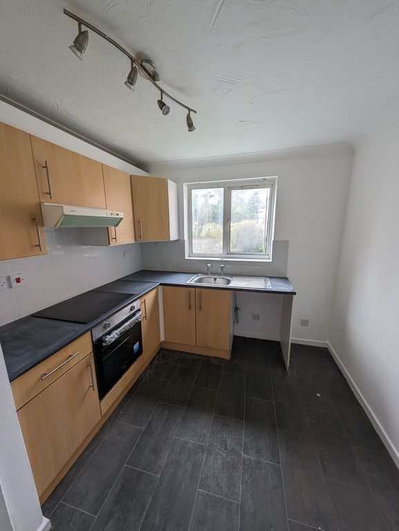 Property photo 3 of 9 Photo 3