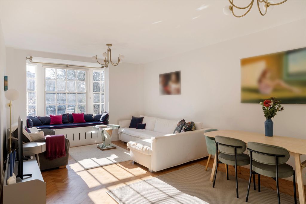 Property photo 2 of 17 Image