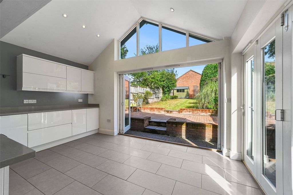 Property photo 3 of 18 Picture No. 13