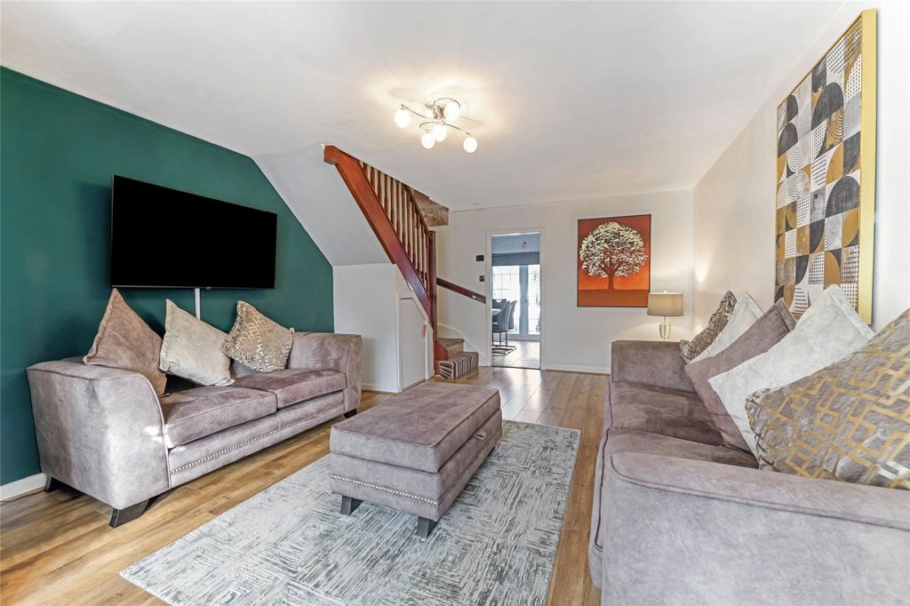 Property photo 3 of 24 Picture No. 17