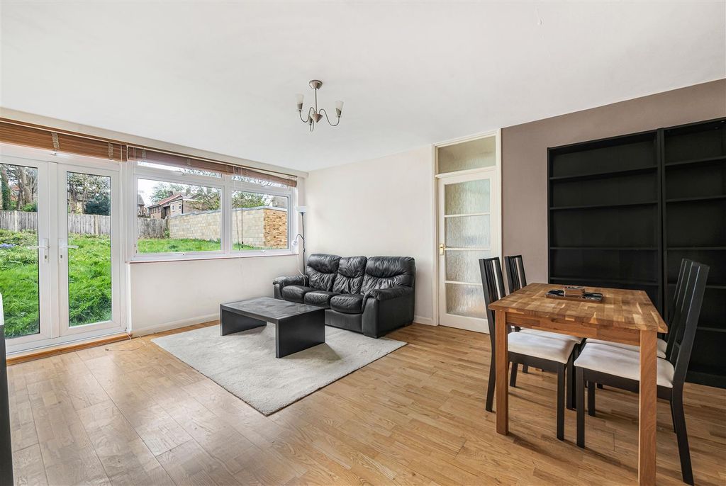 Property photo 2 of 11 7_78974.Jpg