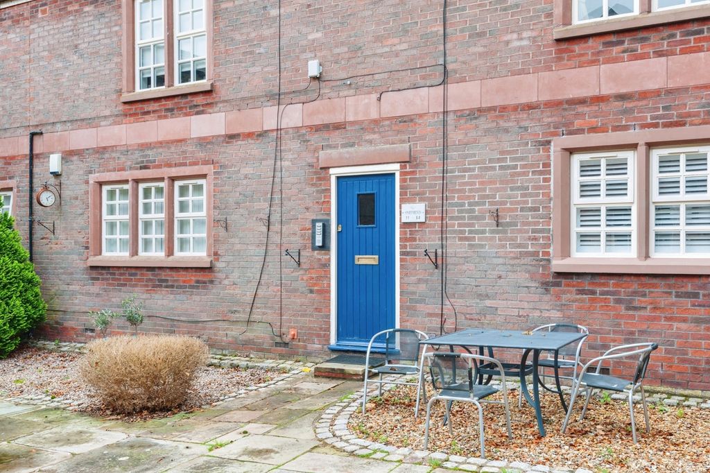 Property photo 1 of 25 Pbox-Img.Jpg