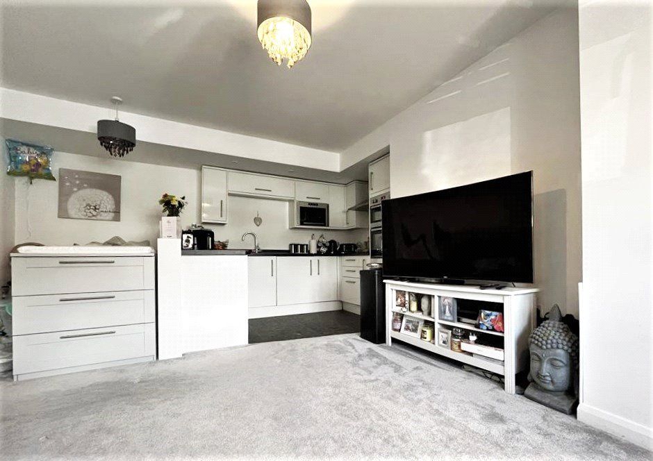 Property photo 3 of 7 Picture No. 41