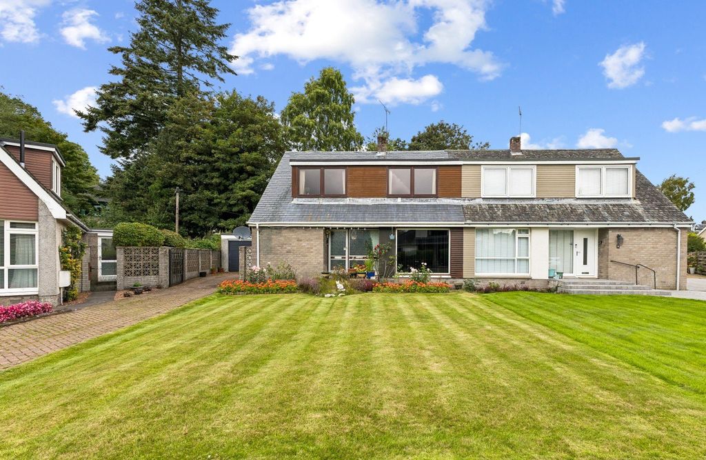 Property photo 1 of 16 Picture No. 01