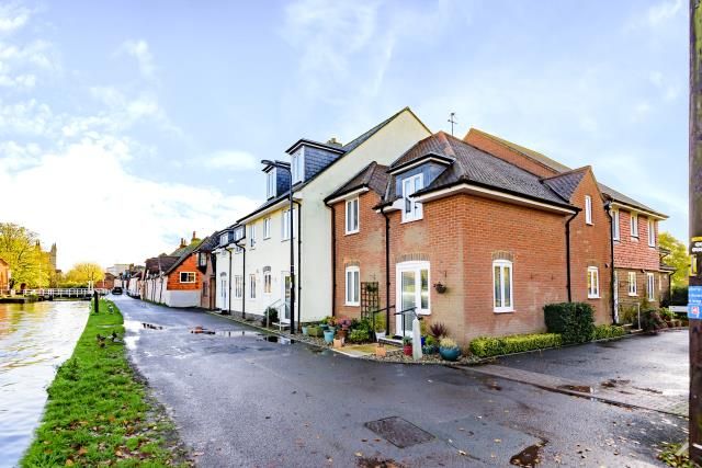 Property photo 1 of 11 External Front
