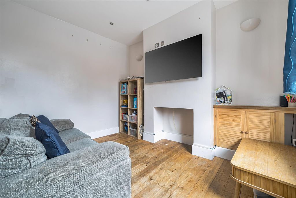 Property photo 2 of 19 1406908-14-6985Fd9A4Eda7.Jpg