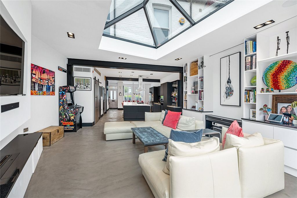 Property photo 2 of 16 Picture No. 38