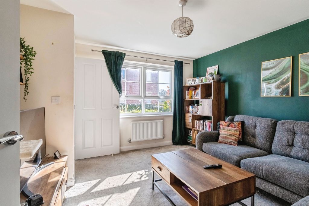 Property photo 3 of 15