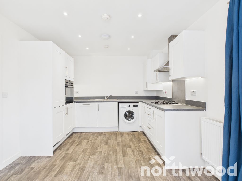 Property photo 3 of 31