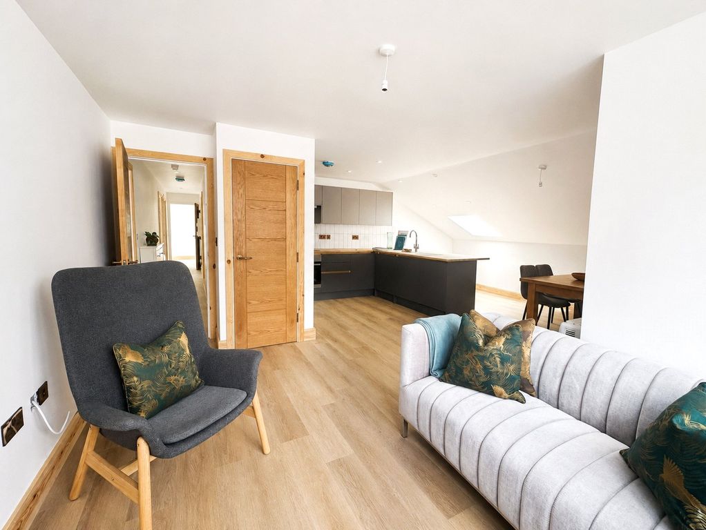Property photo 3 of 13 Picture No. 28