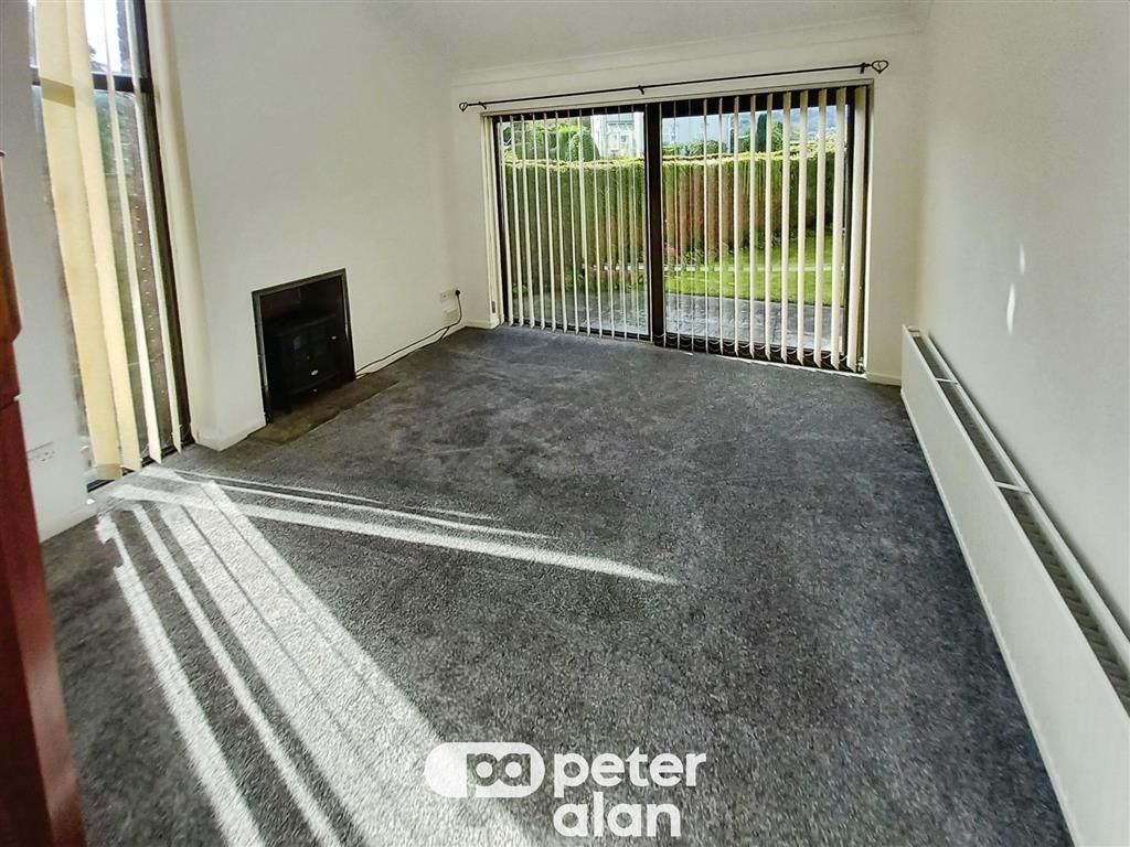 Property photo 2 of 14 Bedroom