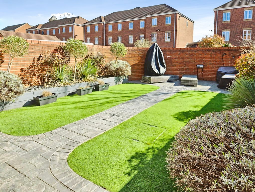 Property photo 3 of 21 Rear Garden