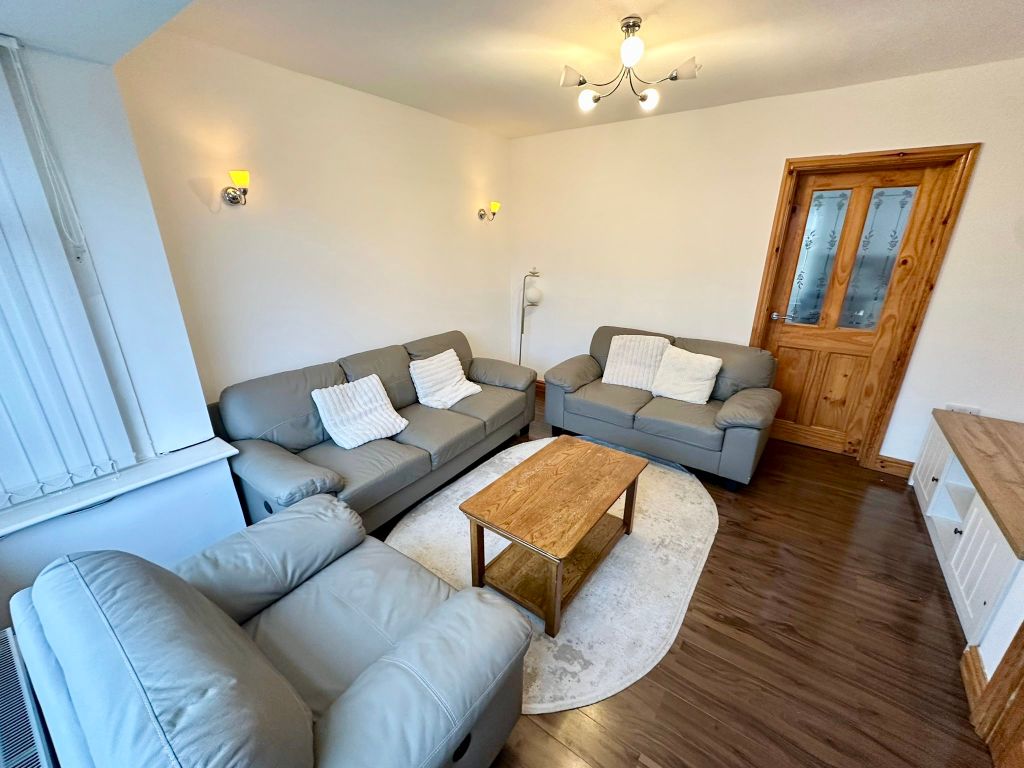 Property photo 3 of 17 Bedroom 1