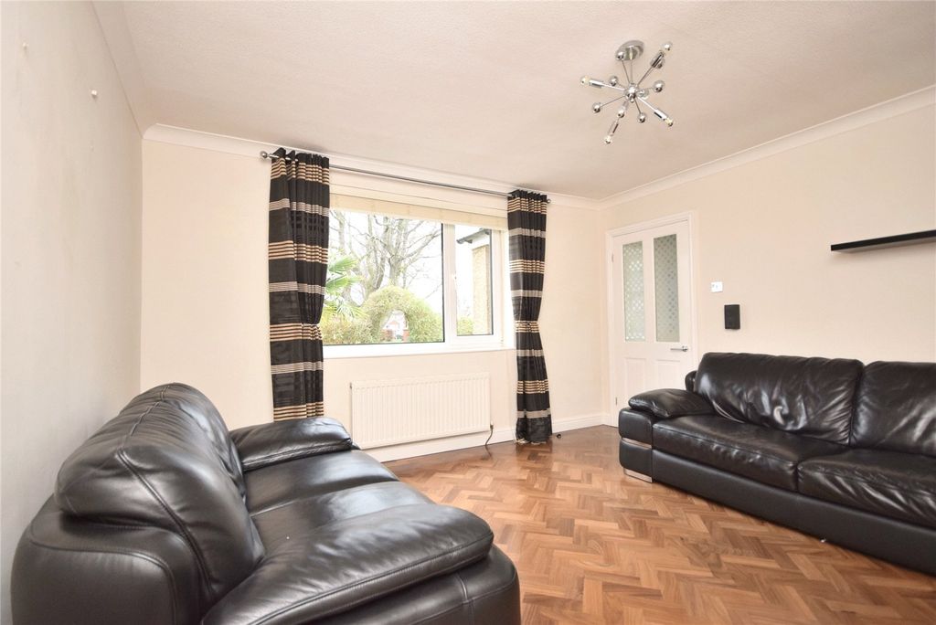 Property photo 3 of 17 Picture No. 08