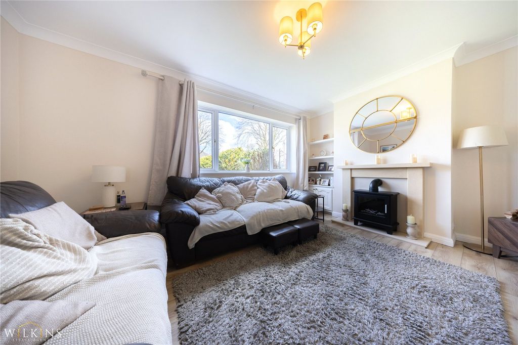 Property photo 2 of 30 Picture No. 03