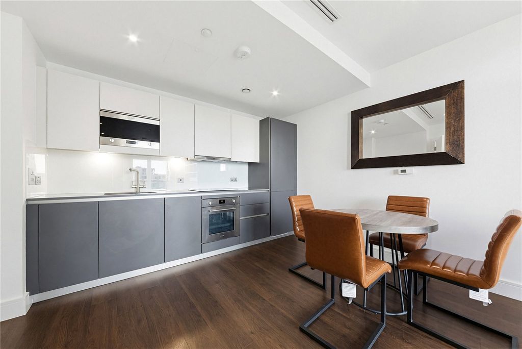 Property photo 3 of 9 Picture No. 08