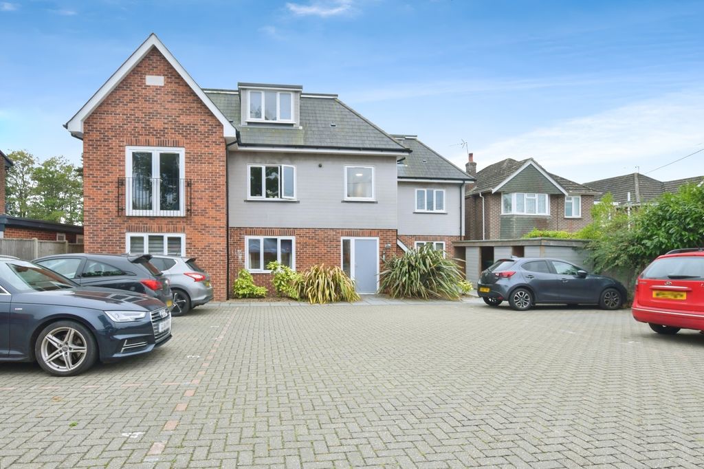 Property photo 1 of 16 Front