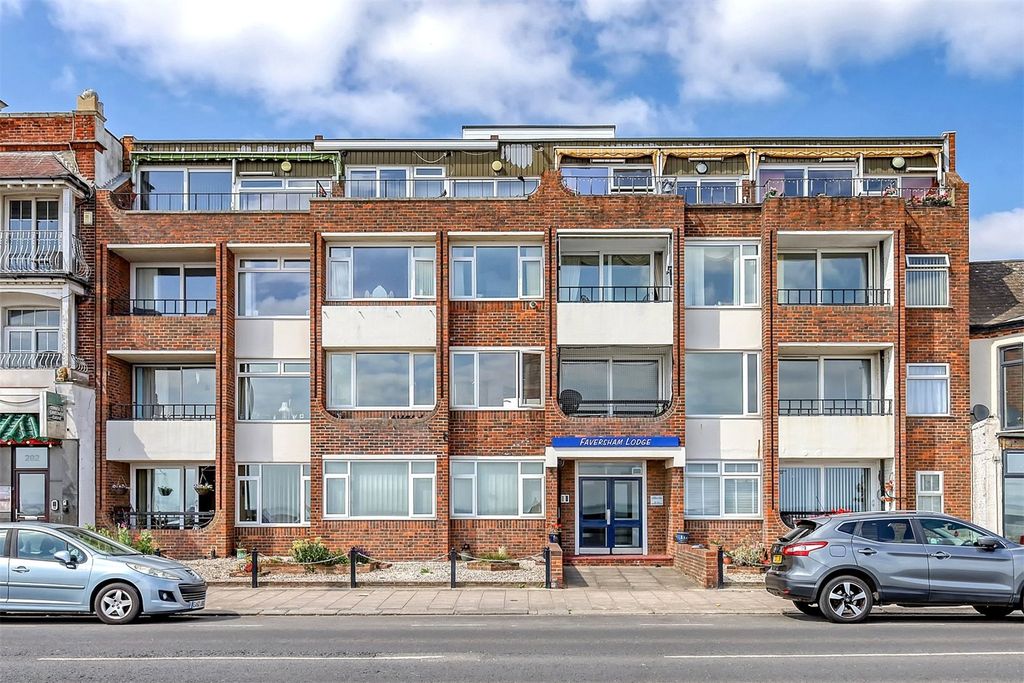 Property photo 2 of 16 Picture No. 05