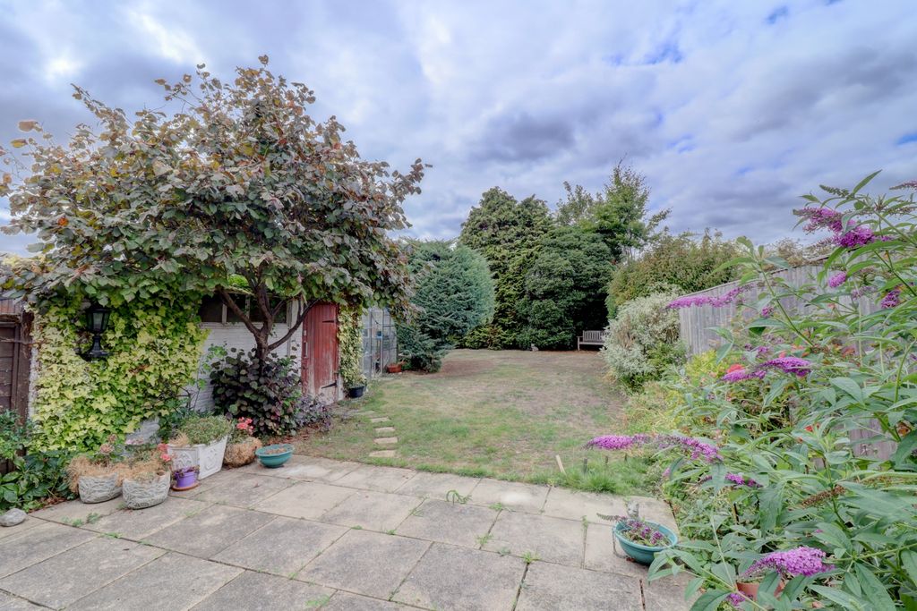 Property photo 2 of 9 Picture No. 10