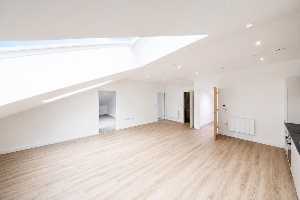 Property photo 2 of 11 Ab87c15F-9E14-4A57-83ba-134157451Dec.Png