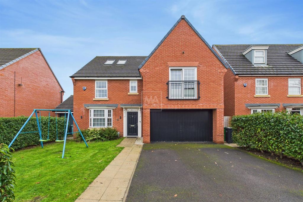 Property photo 1 of 19