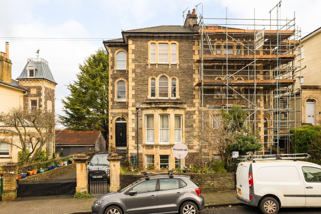 Property photo 2 of 16 Char8724.Jpg