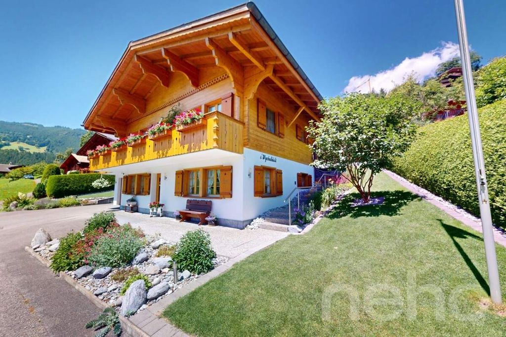 Property photo 2 of 12