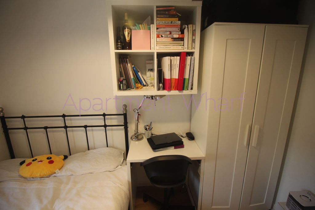 Property photo 1 of 5