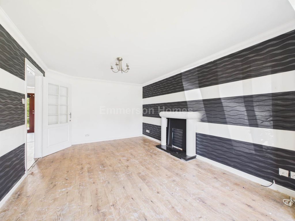 Property photo 3 of 18