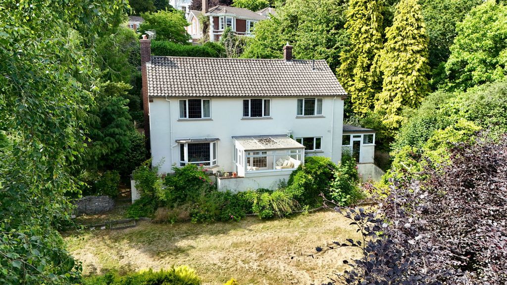 Property photo 1 of 23