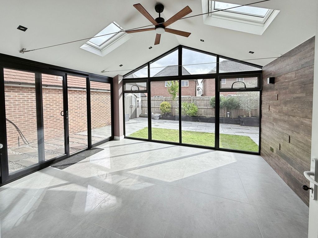 Property photo 3 of 24
