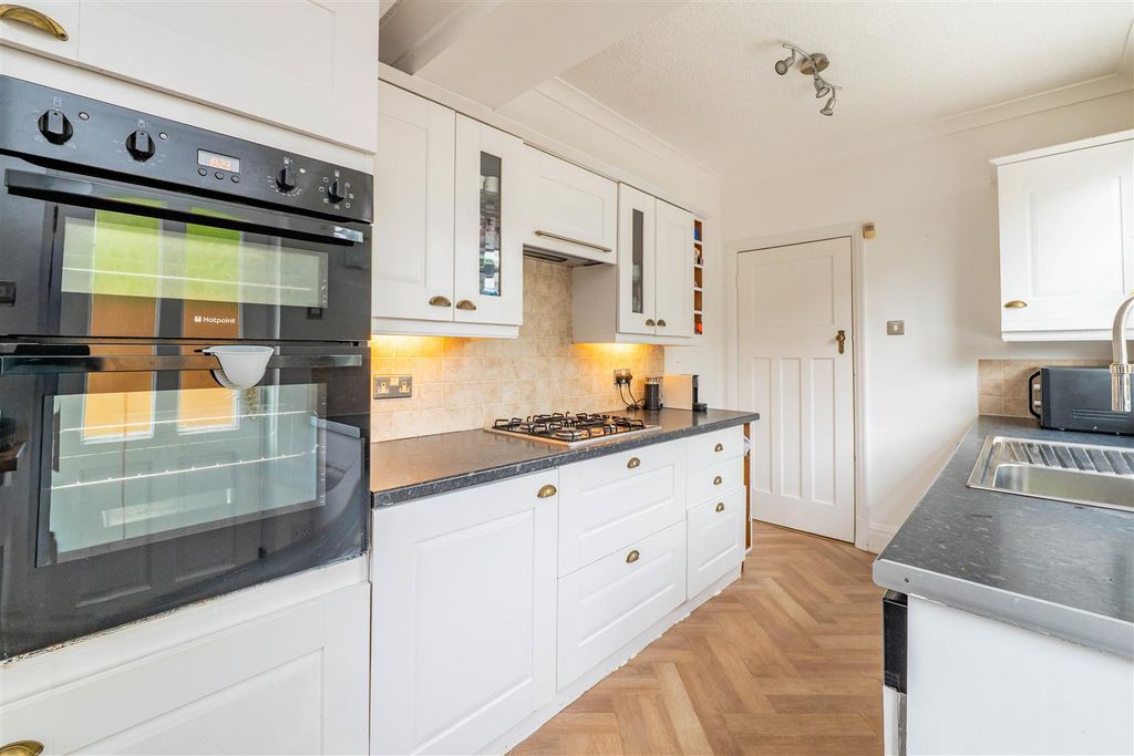 Property photo 3 of 35 pop-9.Jpg