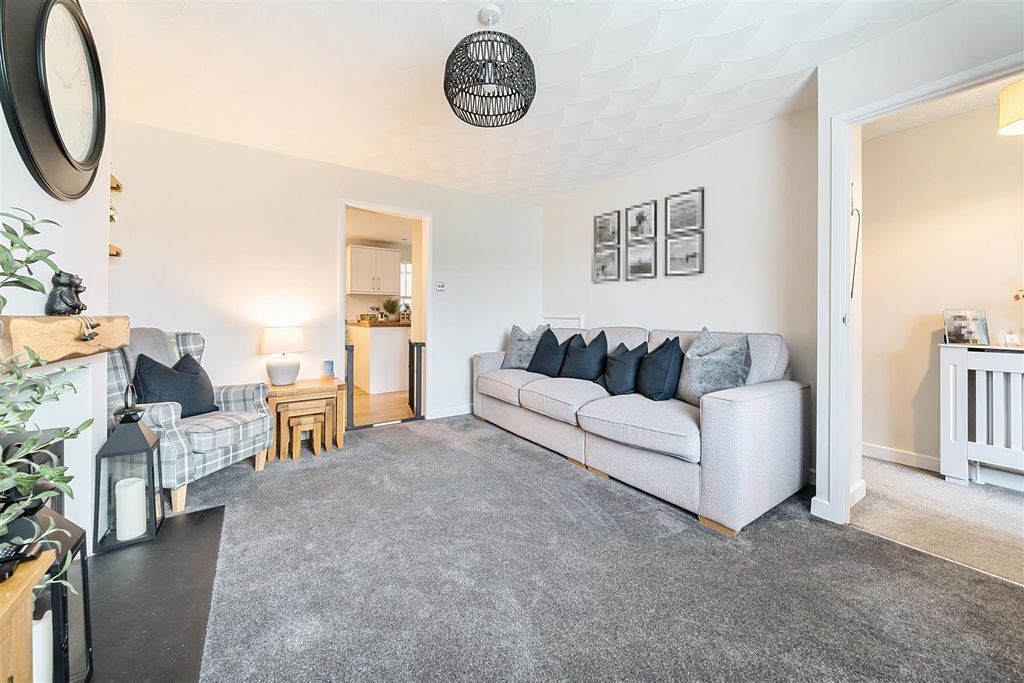 Property photo 2 of 19 Torre Sitting Room..Jpg