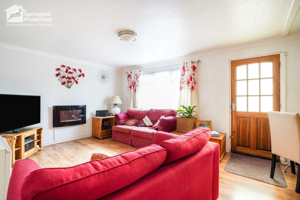 Property photo 2 of 17 Image 1