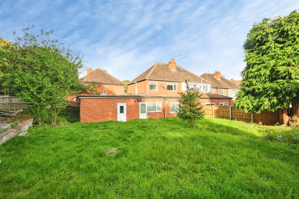 Property photo 2 of 21