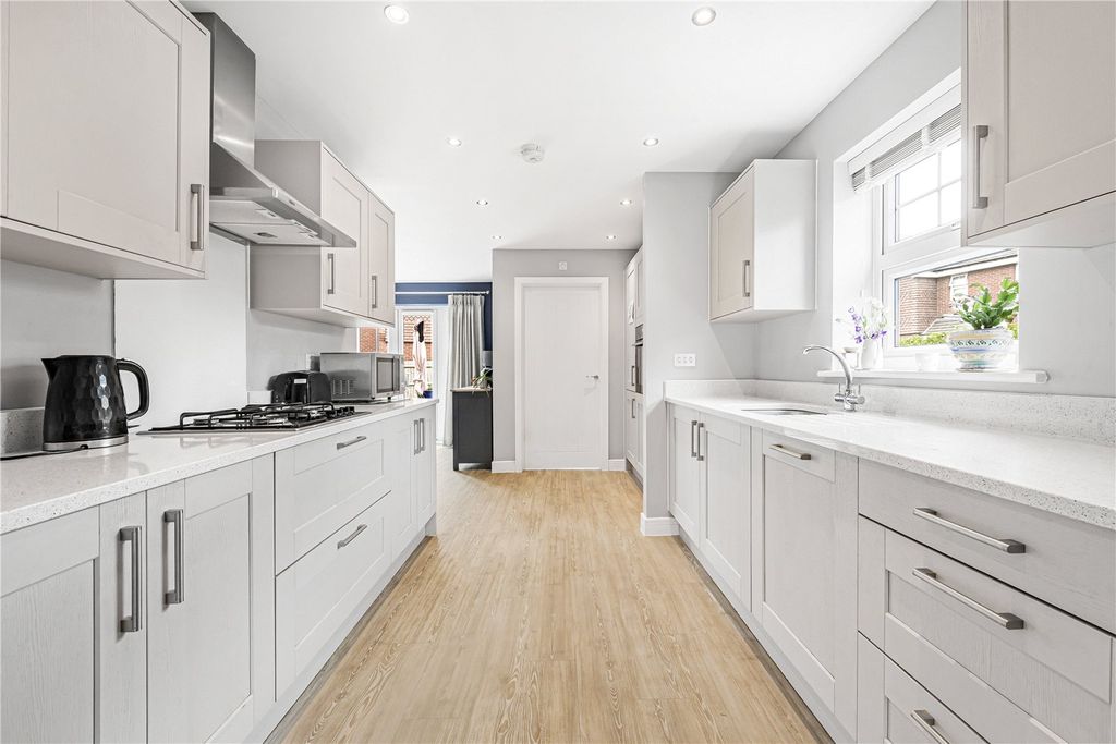 Property photo 2 of 20 Picture No. 22