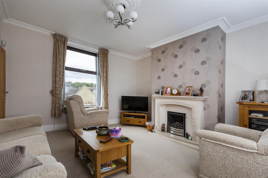 Property photo 2 of 24 Living Room