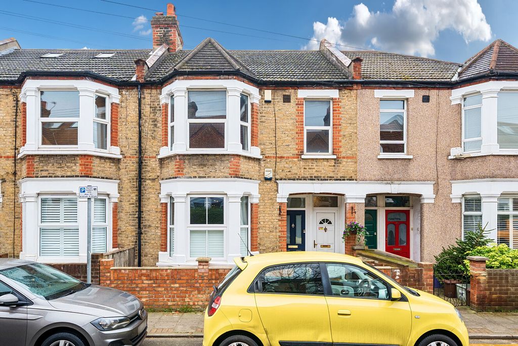 Property photo 1 of 10 1395916-19-695d0A...