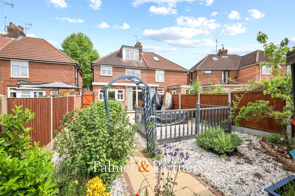 Property photo 3 of 19 Picture No. 19