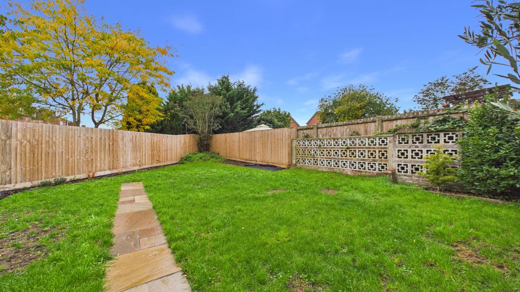 Property photo 3 of 9