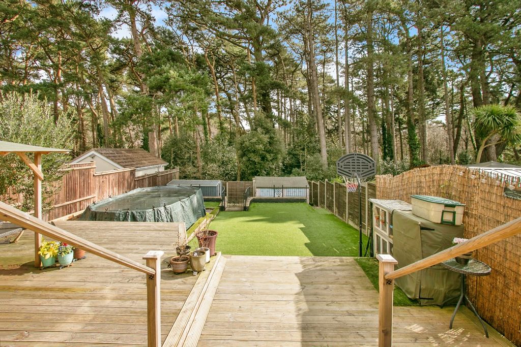 Property photo 1 of 17 Photography