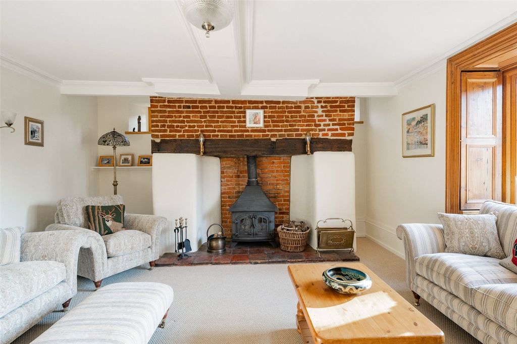 Property photo 2 of 27 Drawing Room