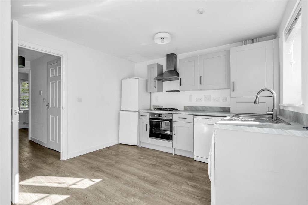 Property photo 2 of 19 Internal-7.Jpg