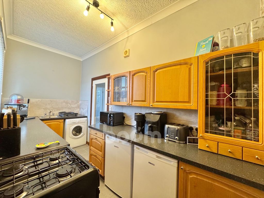 Additional image 15 of 3 bed flat for sale1B Stoneyholm Road, Kilbirnie KA25