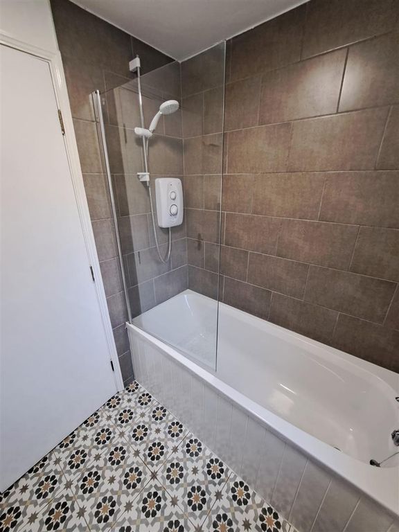 Property photo 3 of 12 28.01.2.Jpg