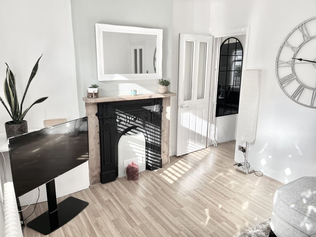 Property photo 1 of 38