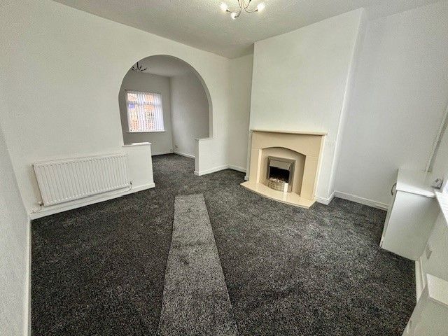 Property photo 2 of 14 3