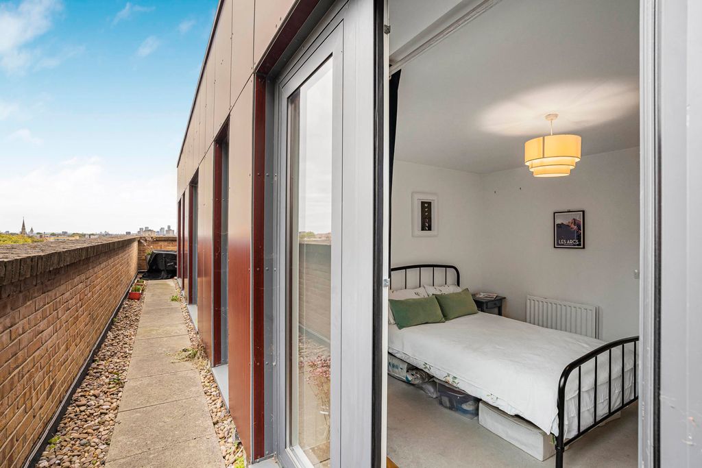 Property photo 3 of 29 Balcony