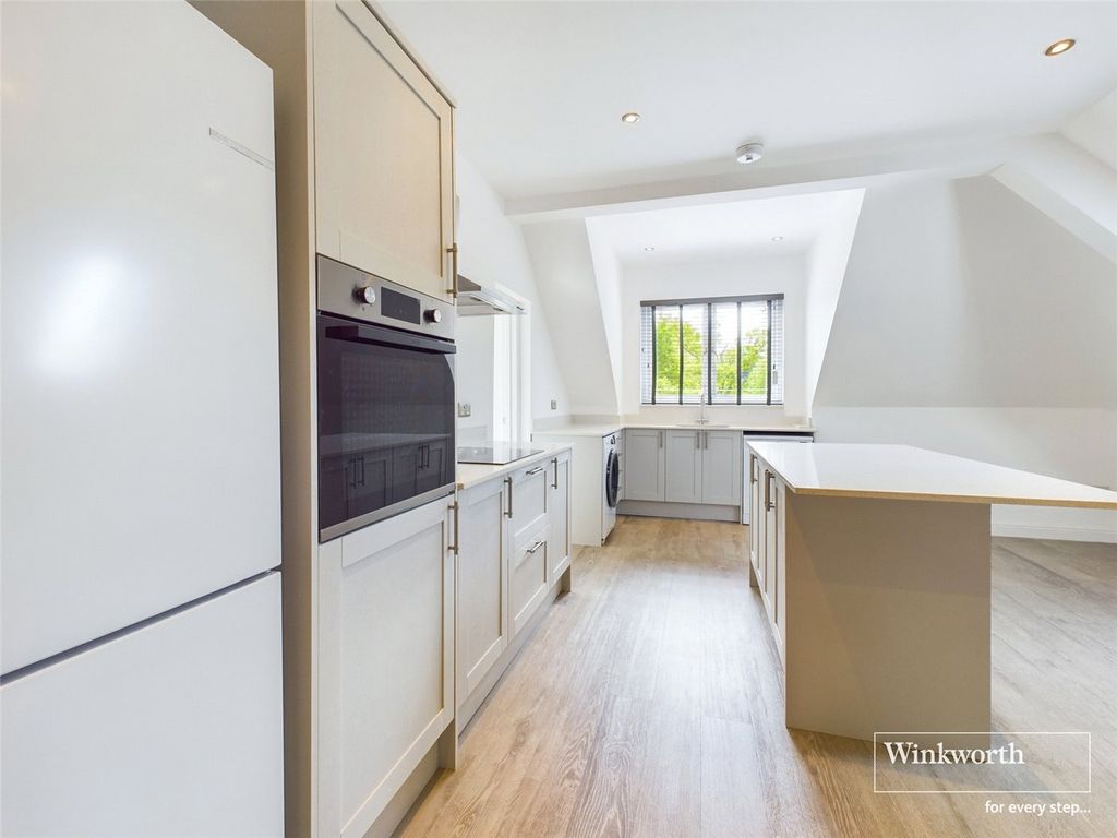 Property photo 2 of 14 Picture No. 22